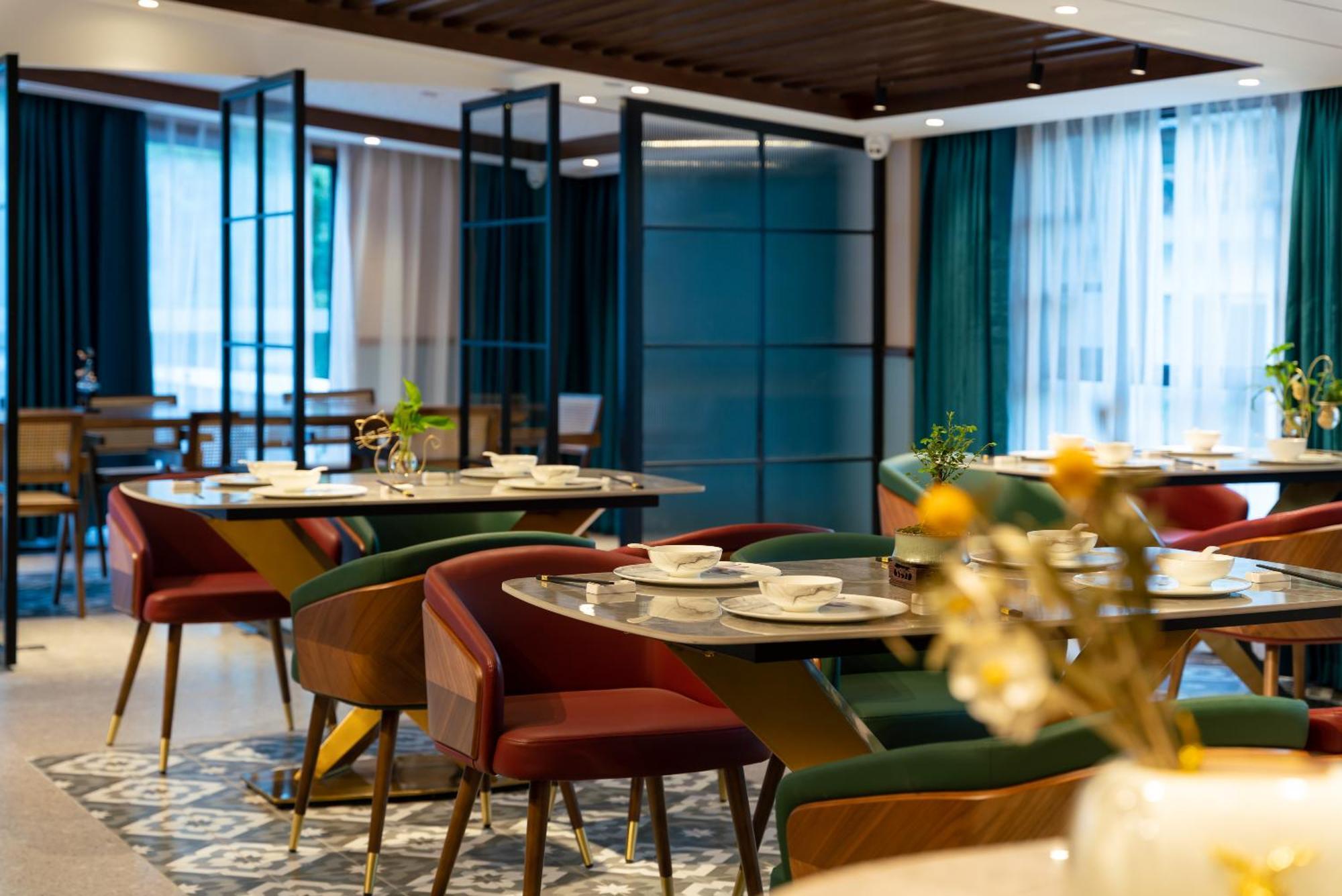 Nost Algia S Hotel In The West Lake Scenic Area-,Lingyin Temple, Leifeng Tower, Children'S Playground, Free Night Snack, Free Laundry, English Communication Well, Free Travel Advice หางโจว ภายนอก รูปภาพ