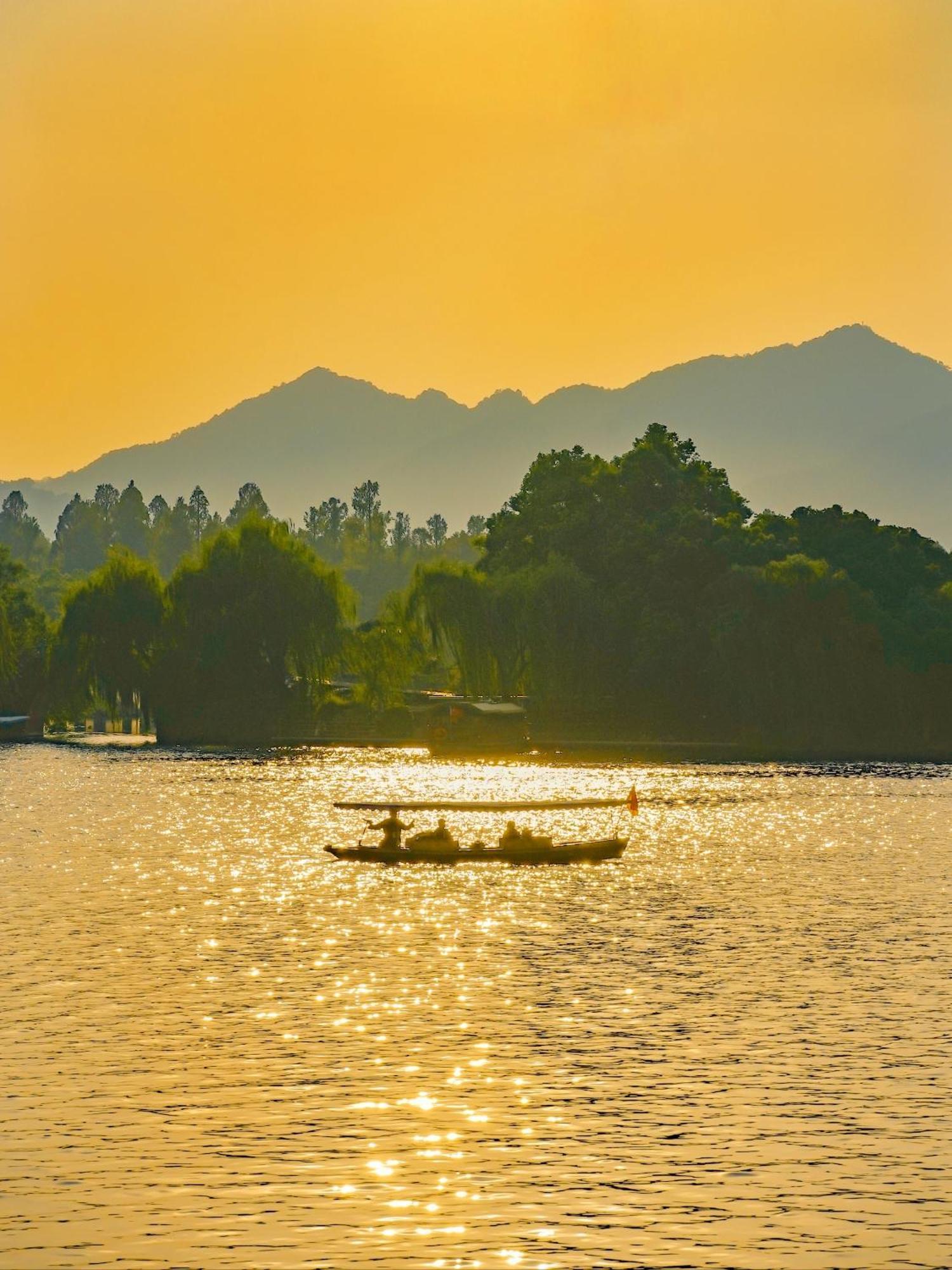 Nost Algia S Hotel In The West Lake Scenic Area-,Lingyin Temple, Leifeng Tower, Children'S Playground, Free Night Snack, Free Laundry, English Communication Well, Free Travel Advice หางโจว ภายนอก รูปภาพ
